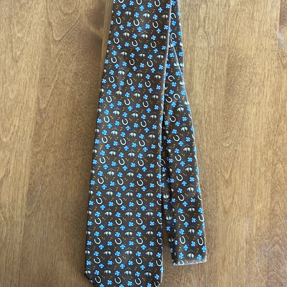 BROOKS BROTHERS brown Whimsical Logo Lucky 7 Horseshoe Shamrock Silk Tie